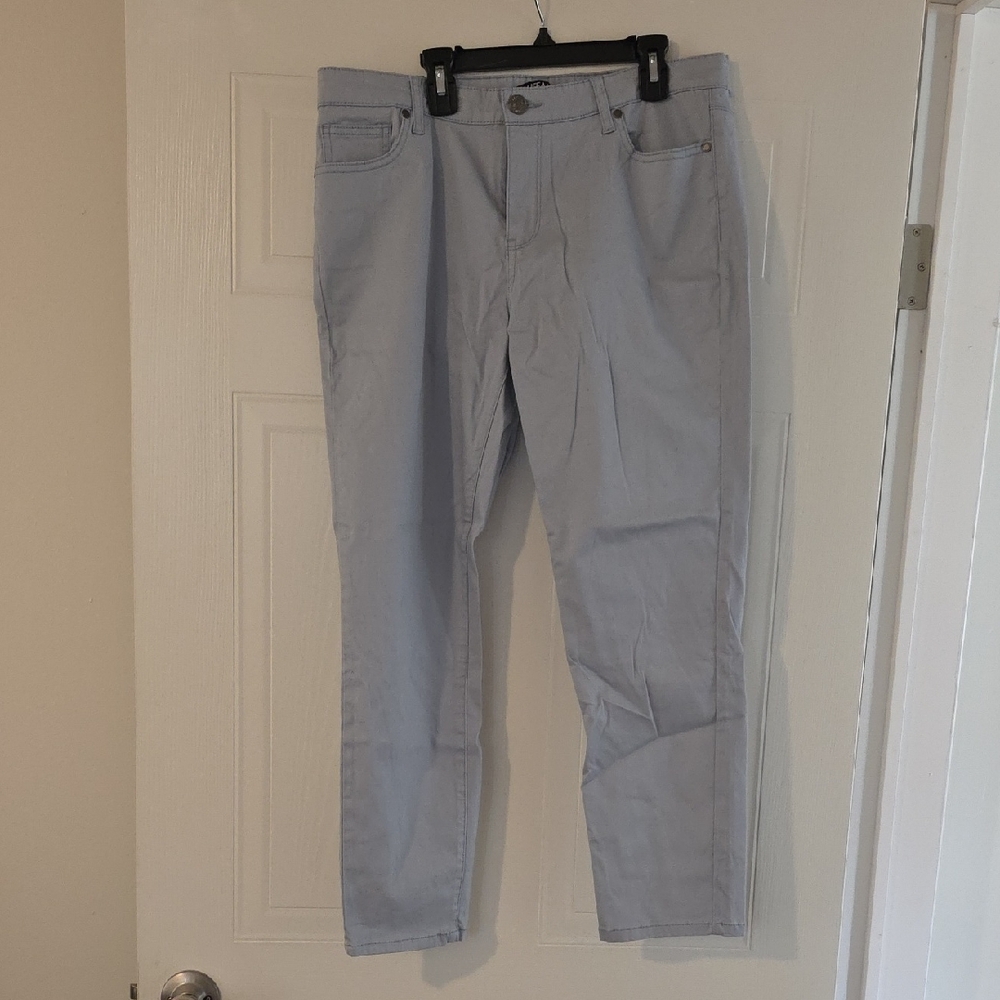Buffalo David Bitton Women's Straight Leg Jeans in Light Gray